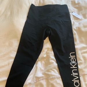 NWT Calvin Klein Performance black leggings